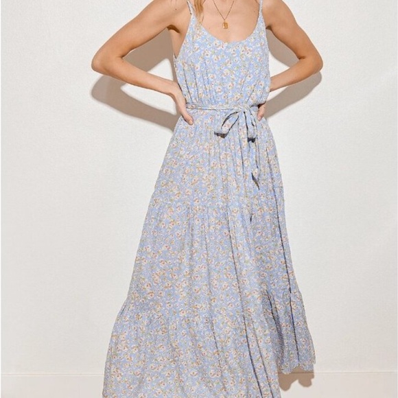 NWT Lulu's sunny bliss floral tiered maxi dress - Picture 1 of 6